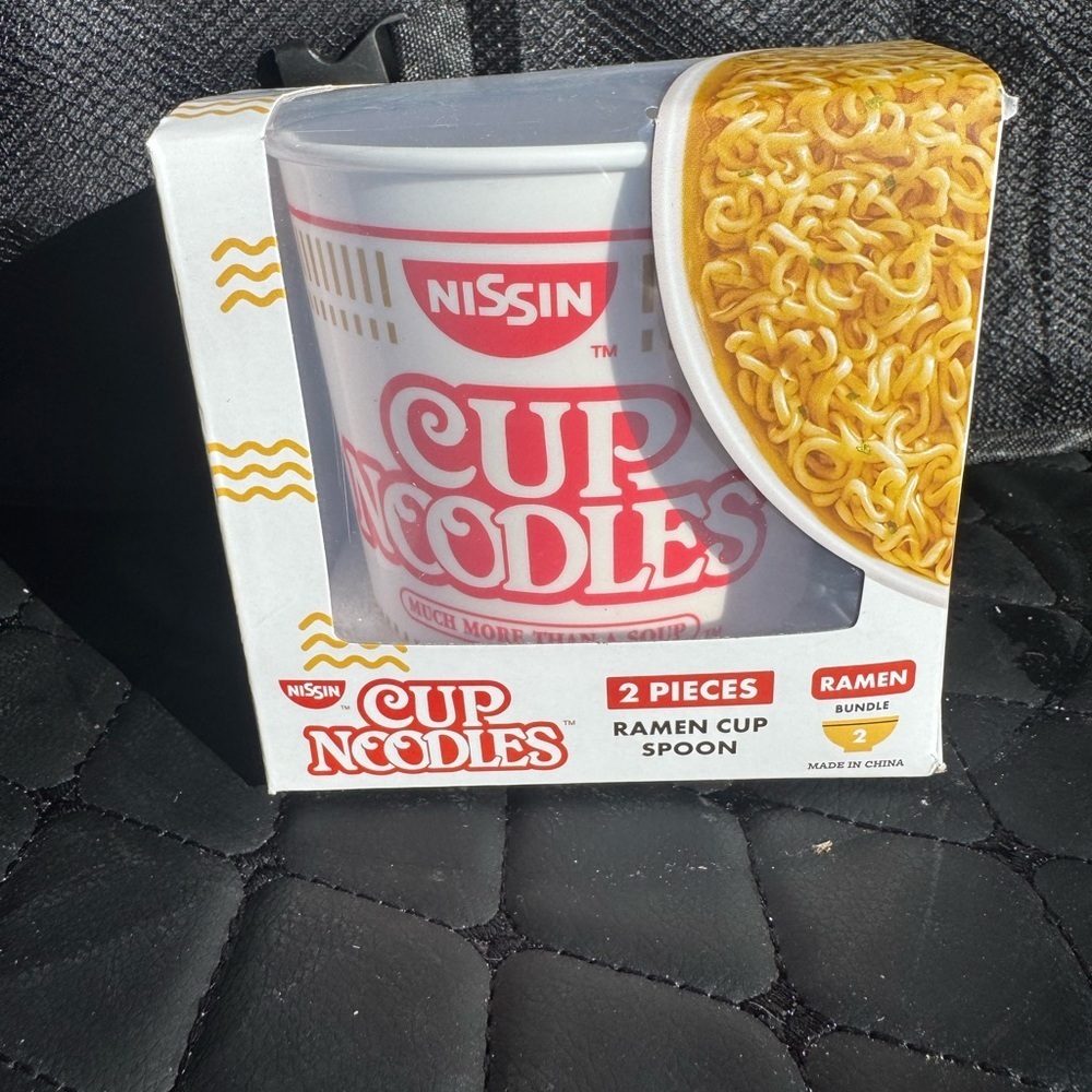 Nissin Cup Noodles Ramen Cup and Spoon Set